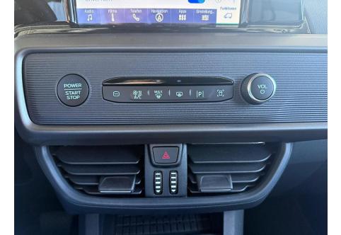 Ford Tourneo Courier #18