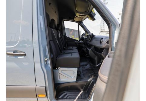 Mercedes-Benz Sprinter #2