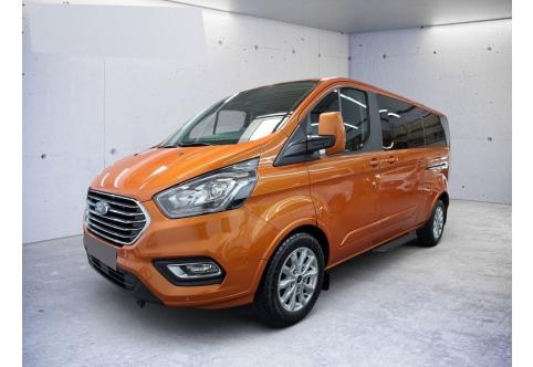 Ford Tourneo Custom #1