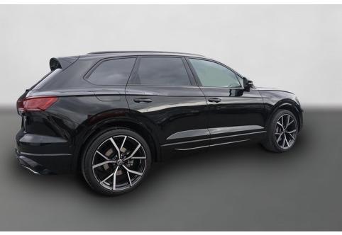 VW Touareg #1