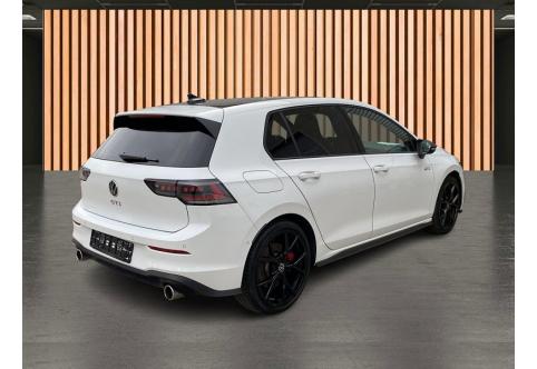 VW Golf #11