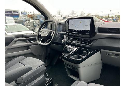 Ford Tourneo Custom #9