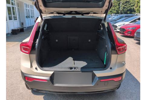 Volvo XC40 #18