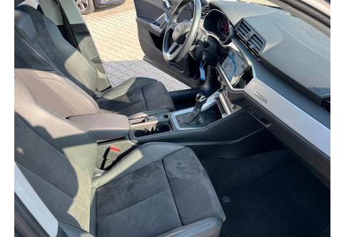 Audi Q3 #22