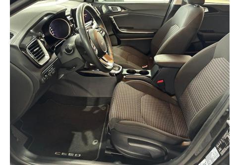 KIA cee'd #10