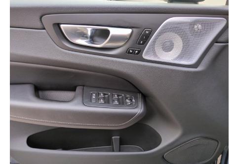 Volvo XC60 #8