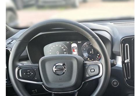 Volvo XC40 #15