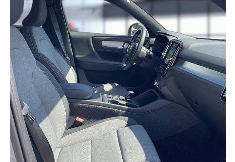 Volvo XC40 #10