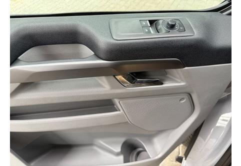 Ford Tourneo Custom #17