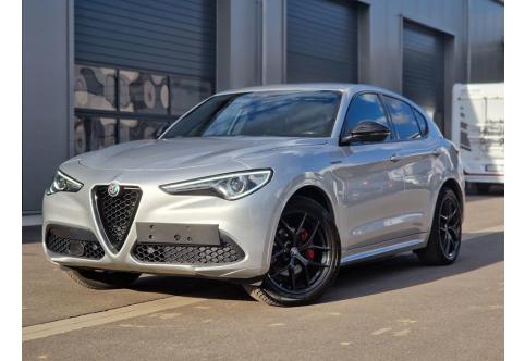 Alfa Romeo Stelvio #1