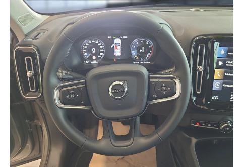 Volvo XC40 #9