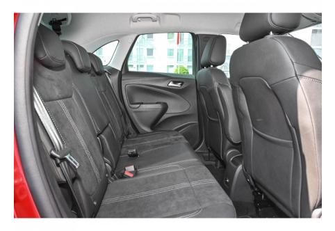 Opel Crossland X #11
