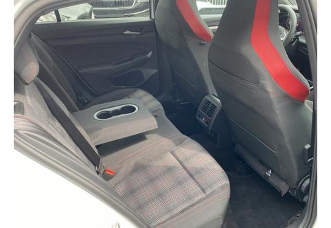 VW Golf #13