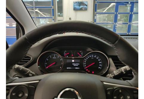 Opel Crossland X #11