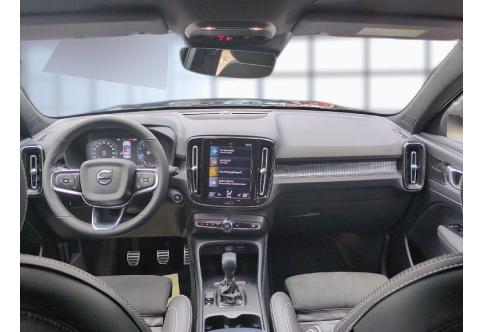 Volvo XC40 #17
