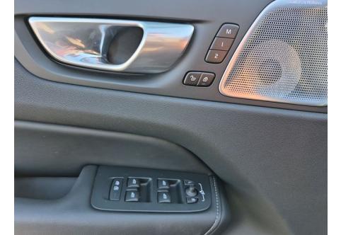 Volvo XC60 #13