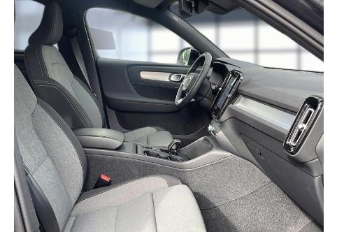 Volvo XC40 #10