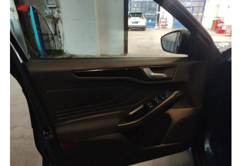 Ford Focus #13
