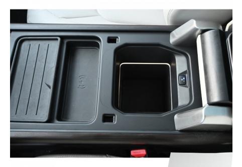 Land Rover Defender #36