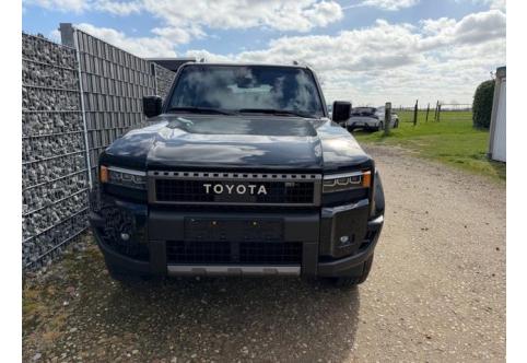 Toyota Land Cruiser #2