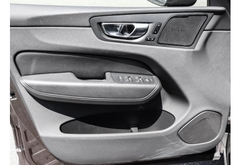 Volvo XC60 #10
