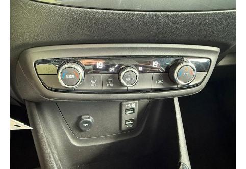 Opel Crossland X #20