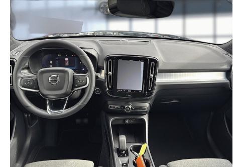 Volvo XC40 #16