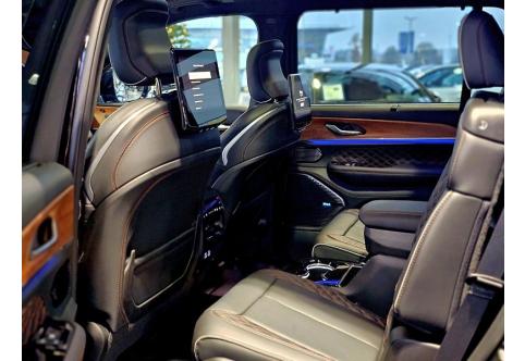 Jeep Grand Cherokee #9