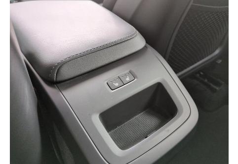 Volvo XC60 #11