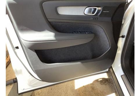 Volvo XC40 #13