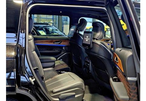 Jeep Grand Cherokee #14