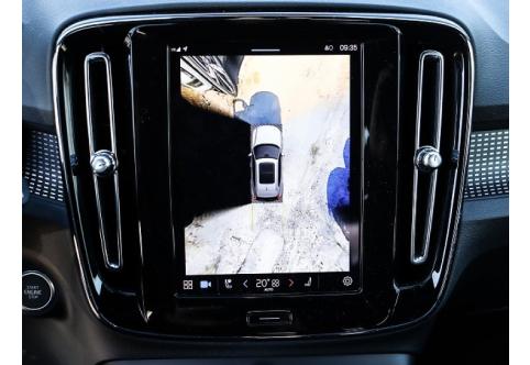 Volvo XC40 #9