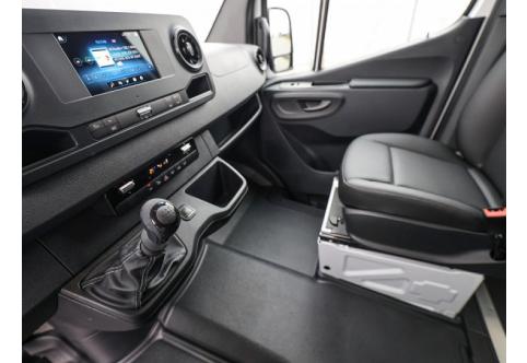 Mercedes-Benz Sprinter #15