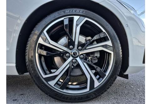 Volvo V60 #14