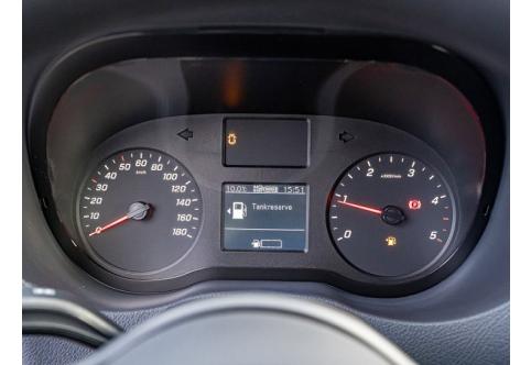 Mercedes-Benz Sprinter #11