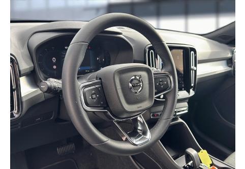 Volvo XC40 #9
