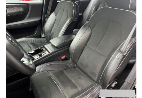 Volvo XC40 #8