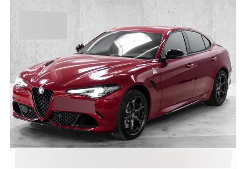 Alfa Romeo Giulia #1