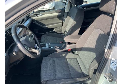 VW Passat #9