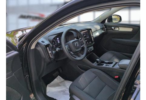 Volvo XC40 #13