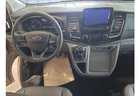 Ford Tourneo Custom #10