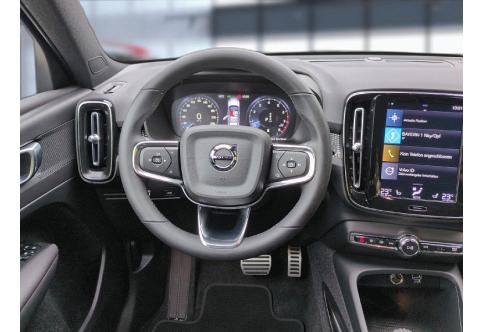 Volvo XC40 #17