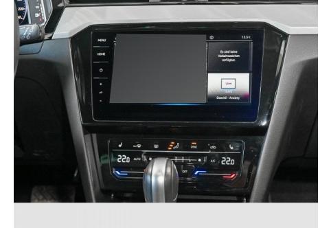 VW Passat #13