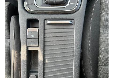 VW Passat #24