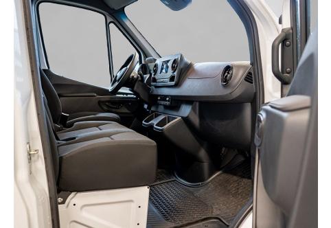 Mercedes-Benz Sprinter #2