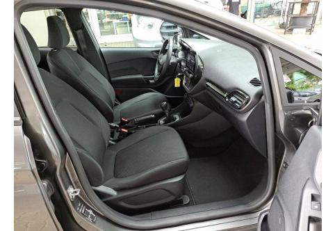 Ford Fiesta #18