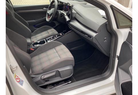 VW Golf #13