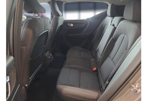 Volvo XC40 #8