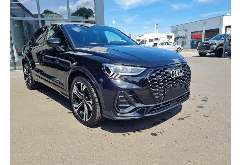 Audi Q3 #10