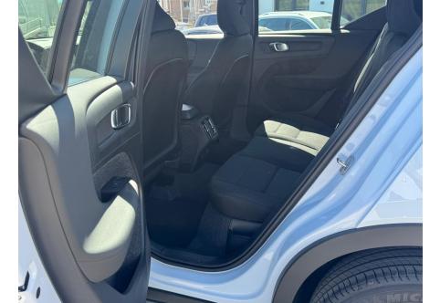 Volvo XC40 #13